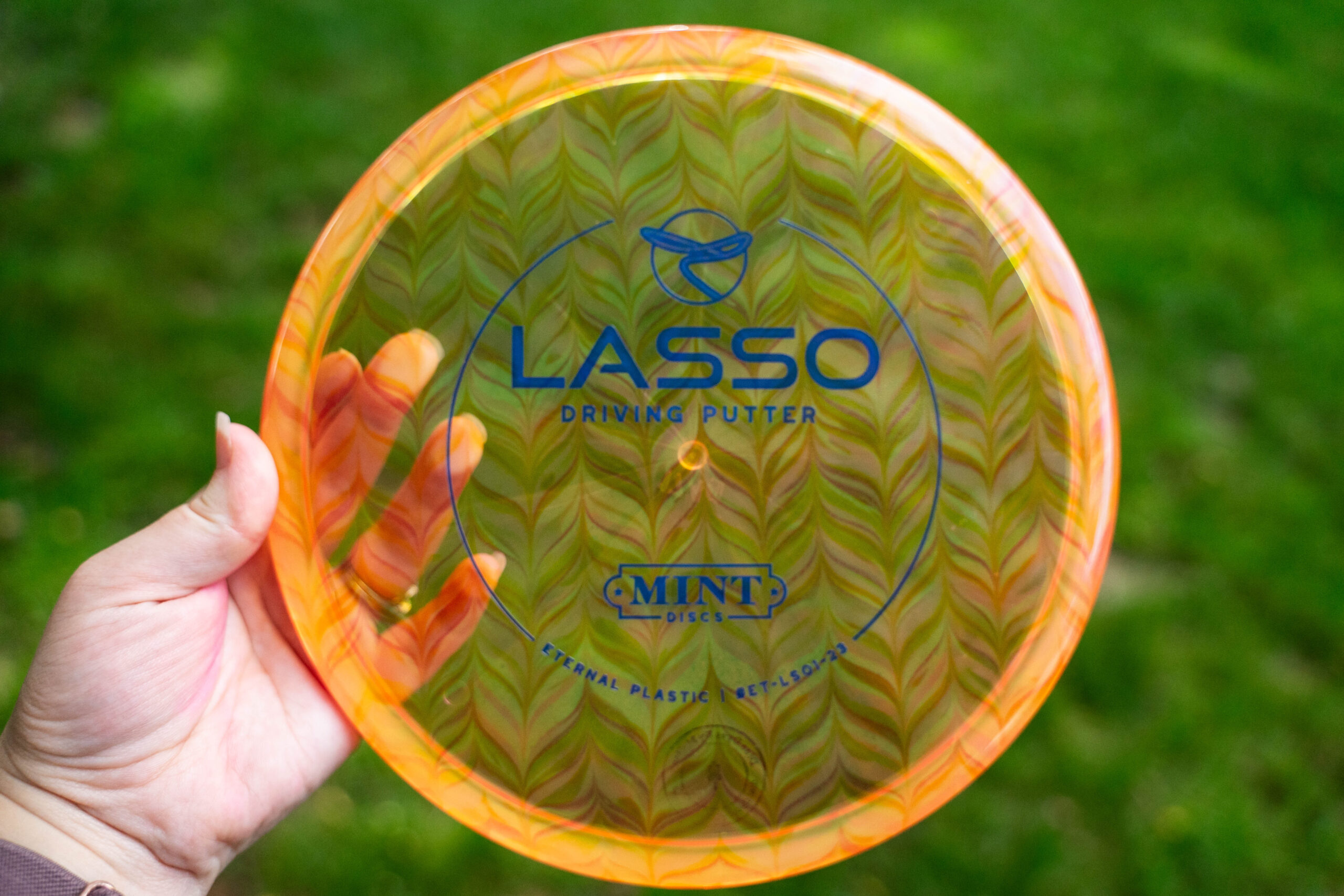 Mint Discs Eternal Lasso – Yellow, Orange, Pink Feather Dye